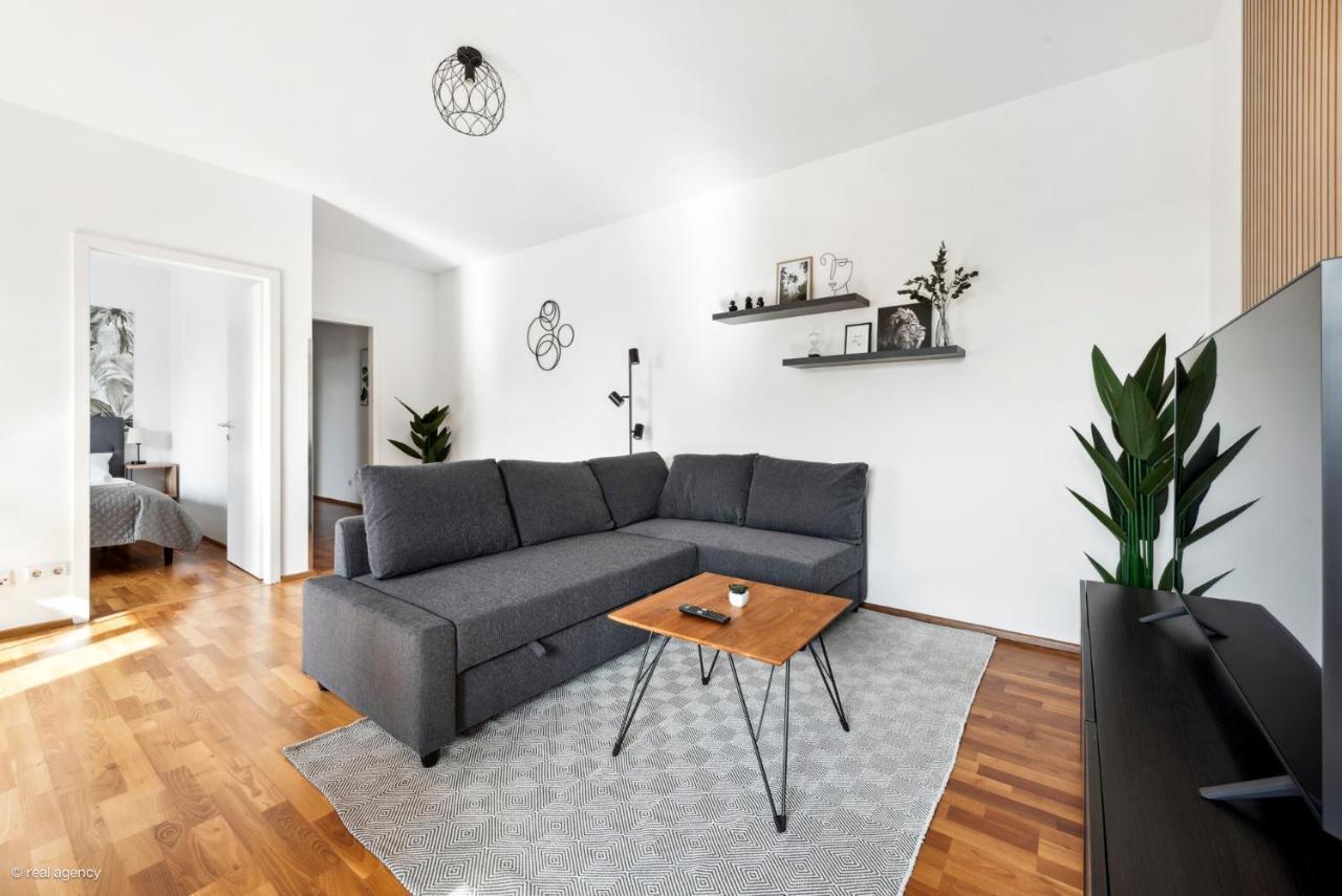 Bernhards Apartment Stadthalle - Klima & Terrasse 비엔나 외부 사진