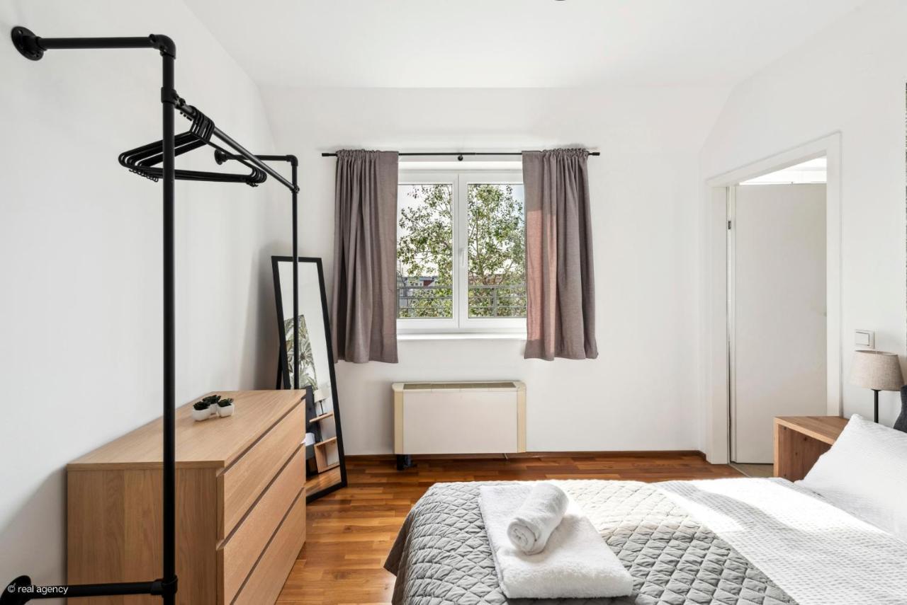Bernhards Apartment Stadthalle - Klima & Terrasse 비엔나 외부 사진